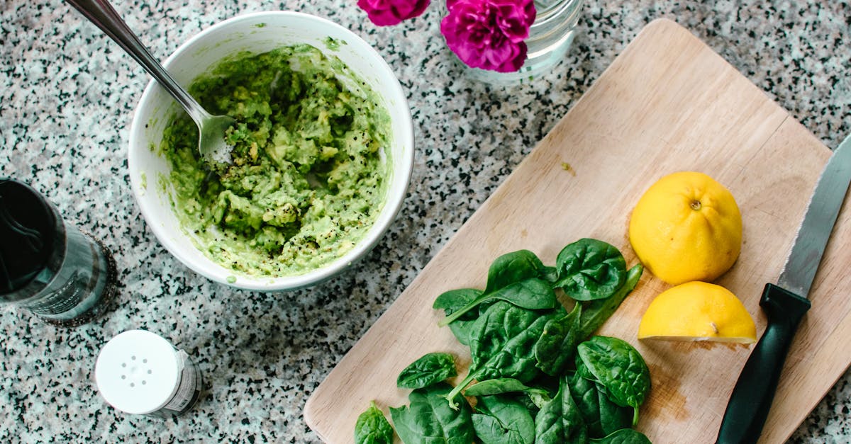 5 Ingredient Guacamole Recipe