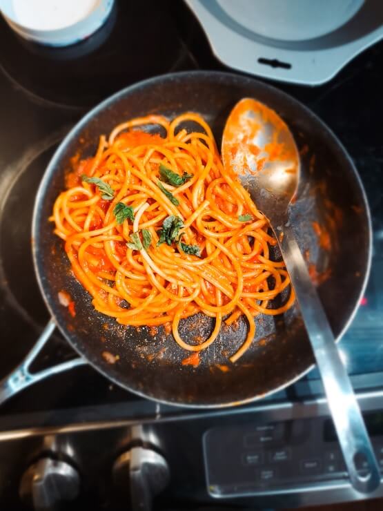 Baked Spaghetti Vegetarian Recipe for Easy Family Dinner