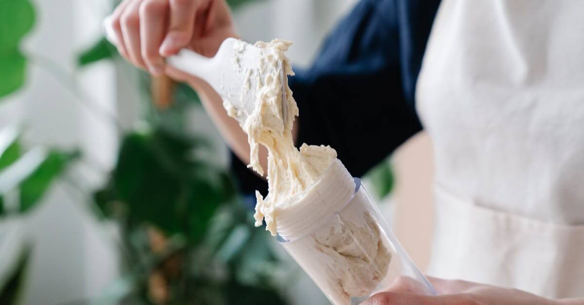 C&H Powdered Sugar Buttercream Frosting Recipe