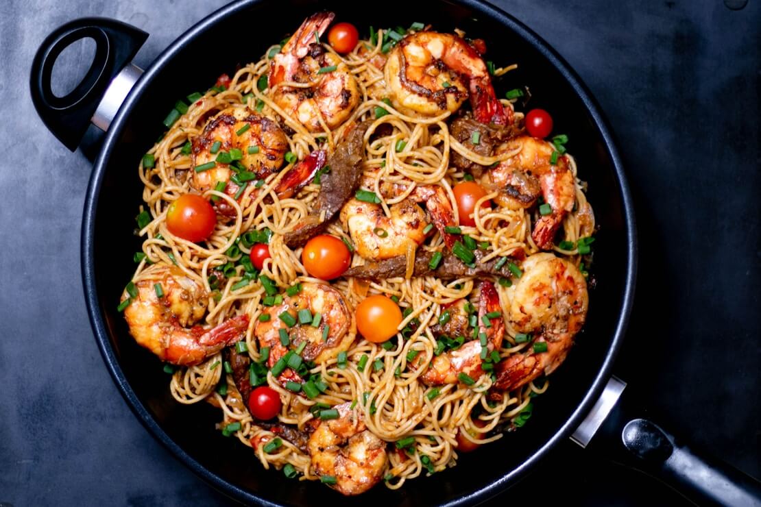 Pasta with Shrimp and Vegetables Recipe for Easy Dinner